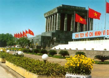 Kỷ niệm sâu sắc của thiếu niên Công ty Điện lực Sơn La khi về Thủ đô Hà Nội và thăm quê hương Bác Hồ kính yêu